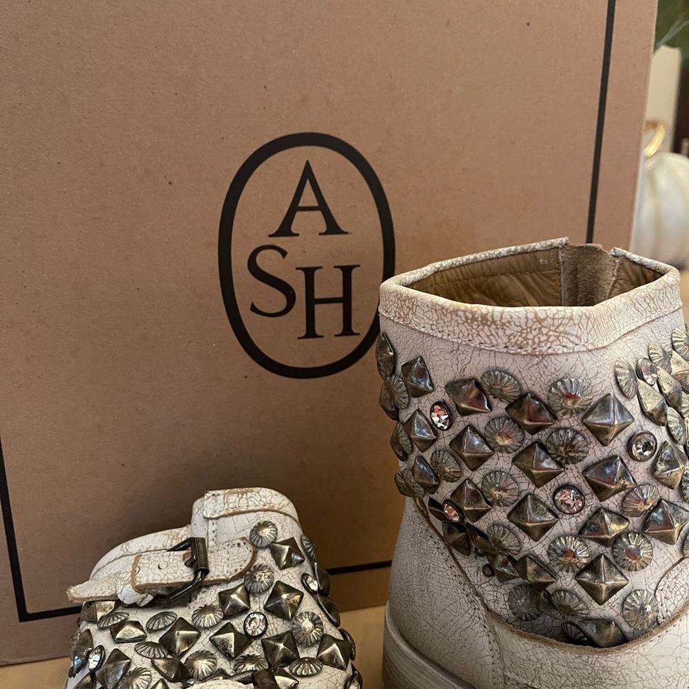 ASH Boots - Picture 9 of 9